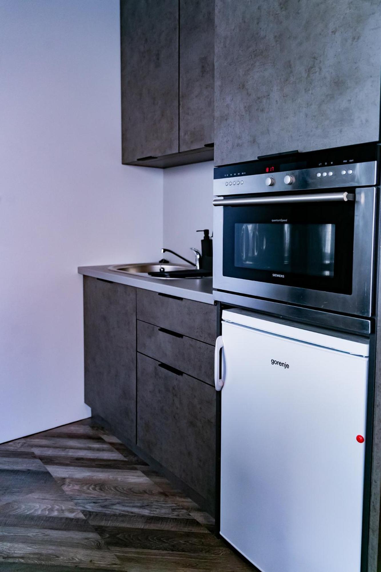 Motel1- A Megfizetheto Luxus! Dunaújváros Zewnętrze zdjęcie