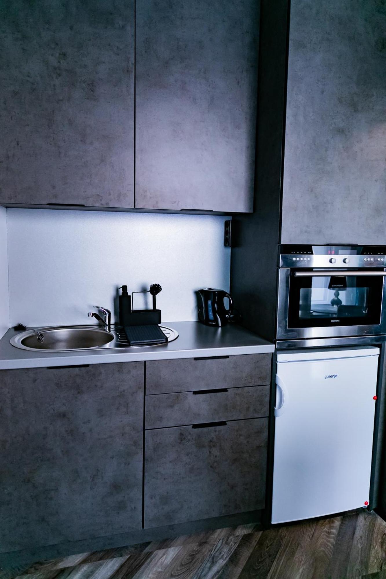 Motel1- A Megfizetheto Luxus! Dunaújváros Zewnętrze zdjęcie