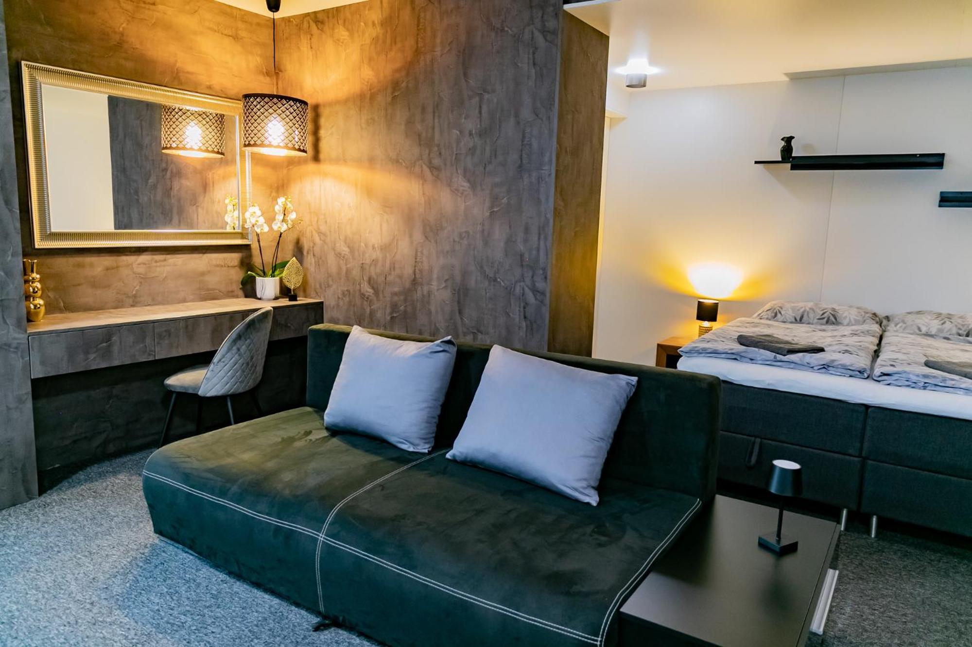 Motel1- A Megfizetheto Luxus! Dunaújváros Zewnętrze zdjęcie