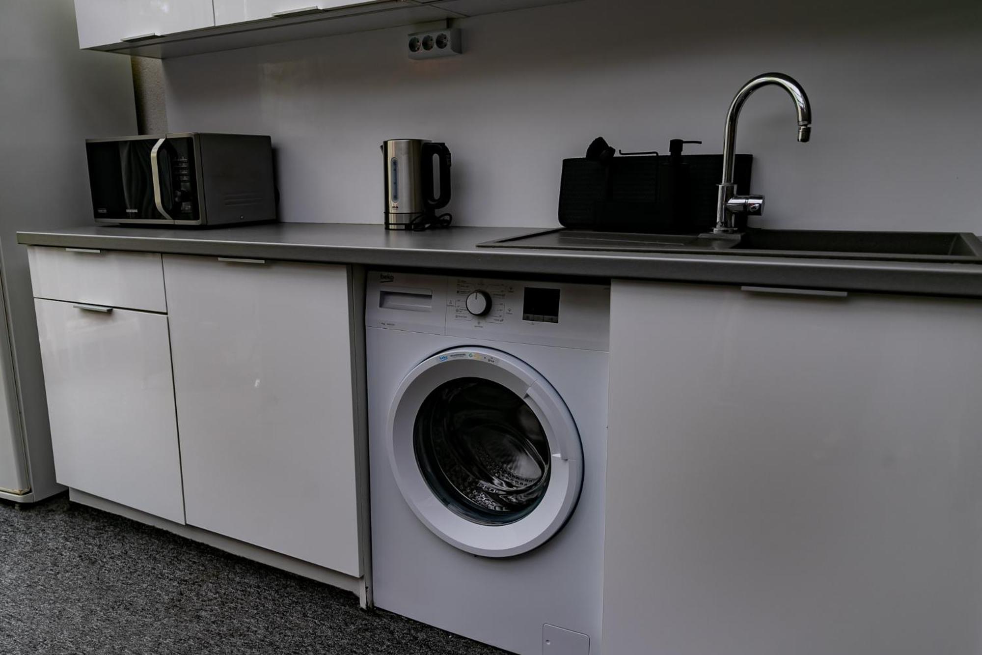 Motel1- A Megfizetheto Luxus! Dunaújváros Zewnętrze zdjęcie