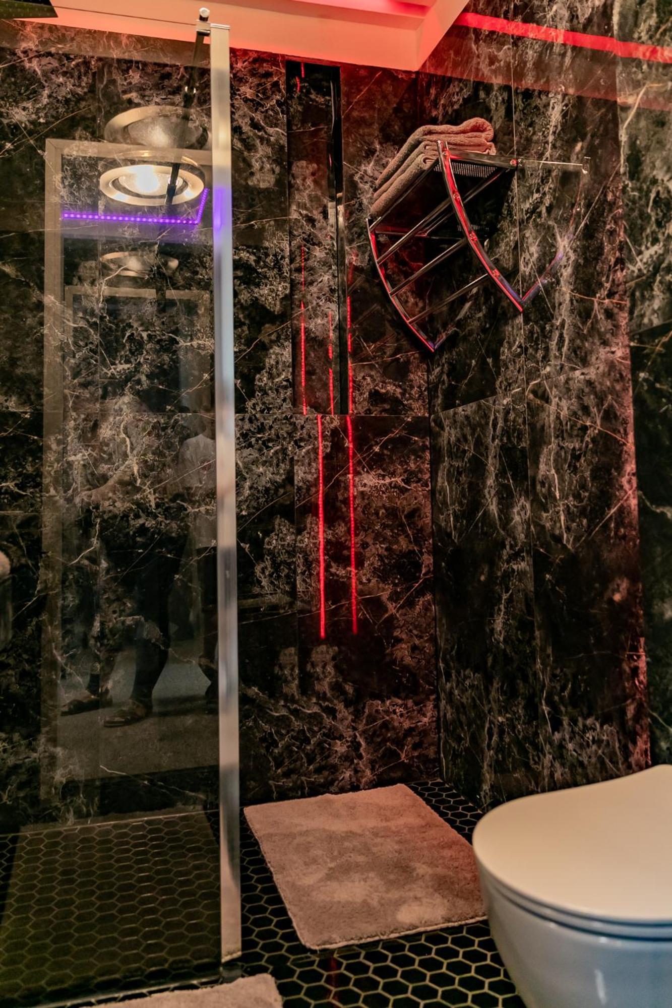 Motel1- A Megfizetheto Luxus! Dunaújváros Zewnętrze zdjęcie