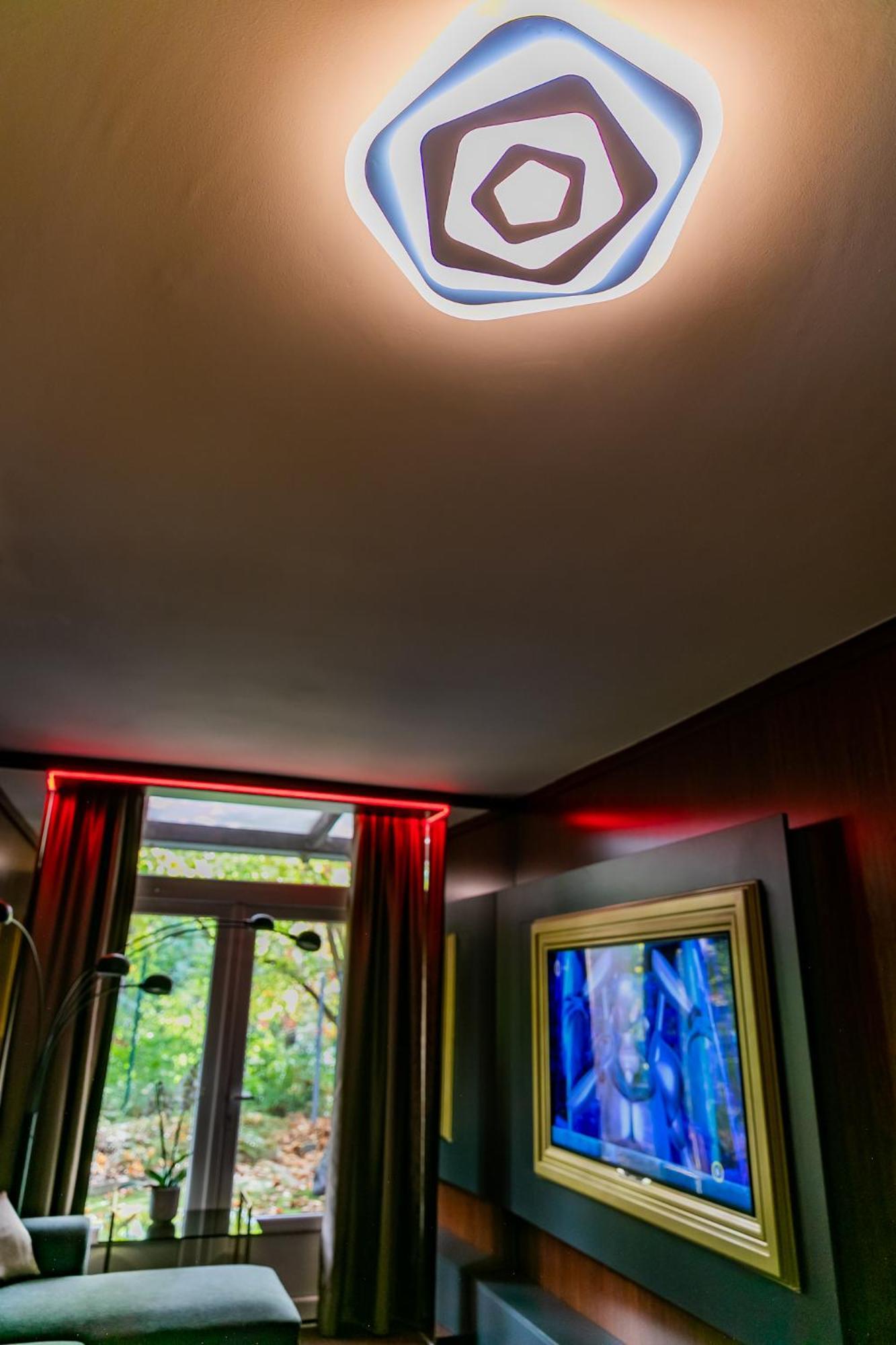 Motel1- A Megfizetheto Luxus! Dunaújváros Zewnętrze zdjęcie